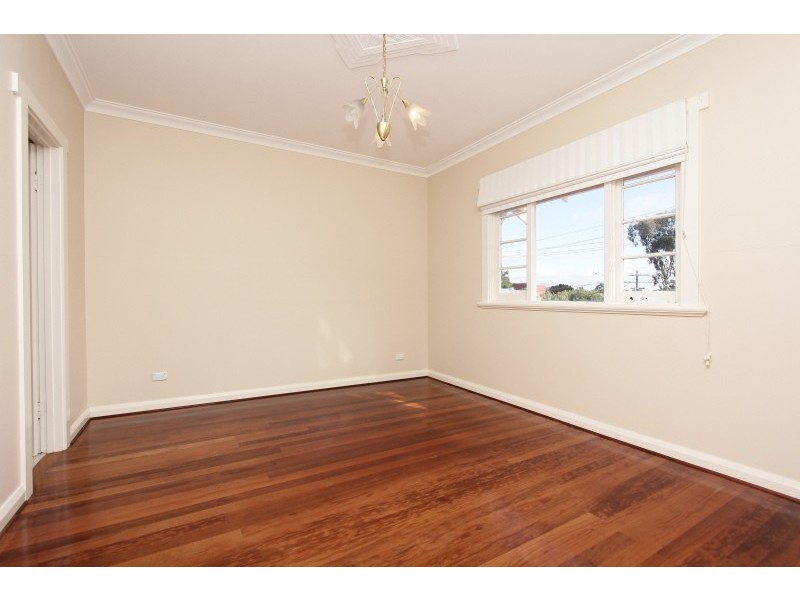 15 Vista Street, Kensington WA 6151