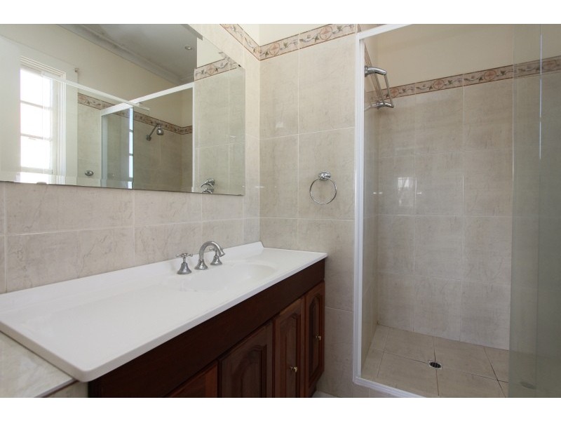 15 Vista Street, Kensington WA 6151