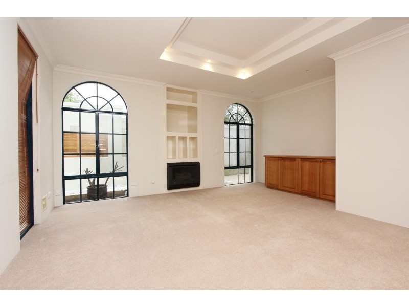 18 Joseph Street, West Leederville WA 6007