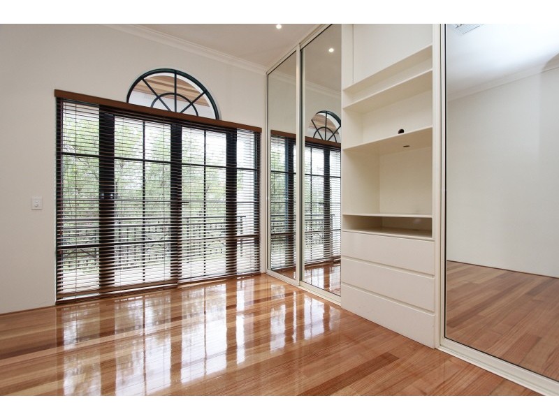 18 Joseph Street, West Leederville WA 6007