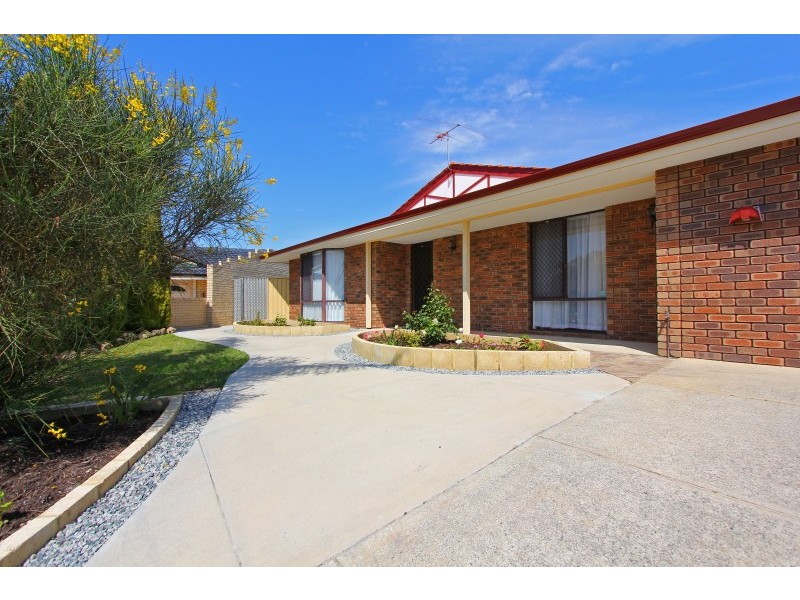 7 Athenian Close, Padbury WA 6025