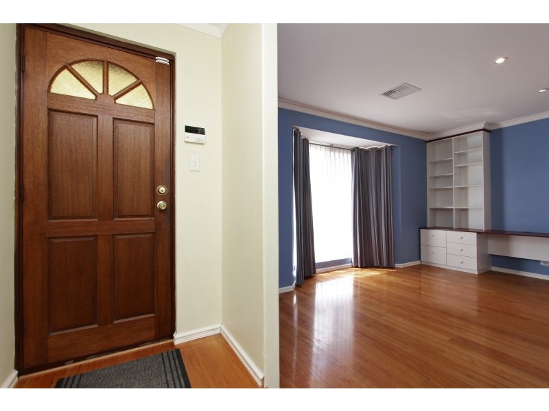 7 Athenian Close, Padbury WA 6025