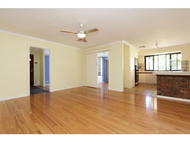 7 Athenian Close, Padbury WA 6025