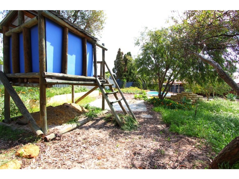 7 Athenian Close, Padbury WA 6025