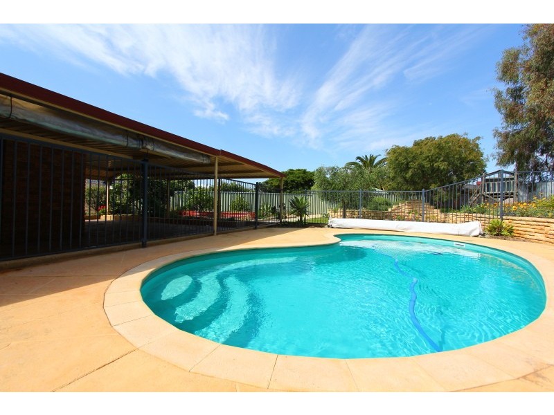 7 Athenian Close, Padbury WA 6025