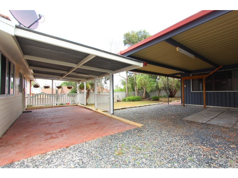 27 Reen Street, St James WA 6102