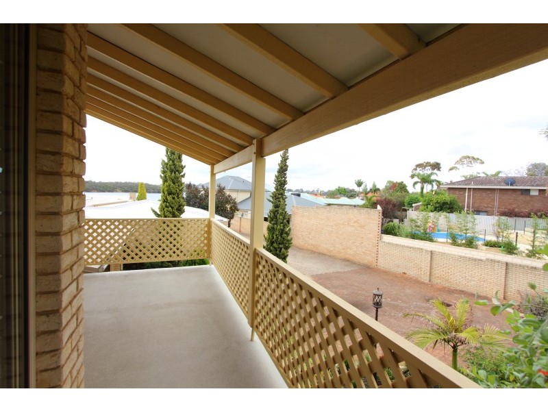 1/79b Riverton Drive West, Rossmoyne WA 6148