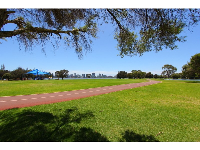 8/2 Douglas Avenue, South Perth WA 6151