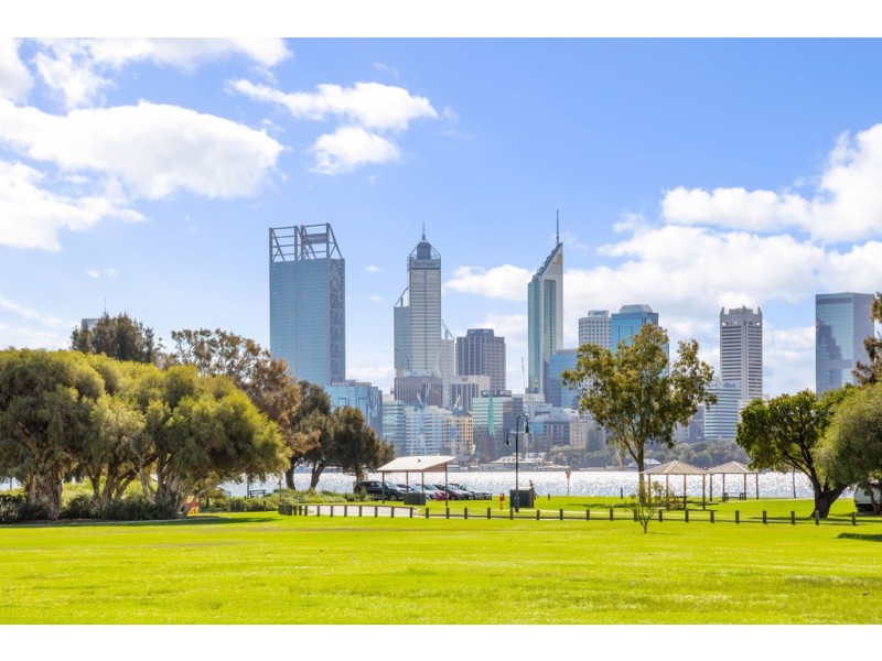 16/240 Mill Point Road, South Perth WA 6151