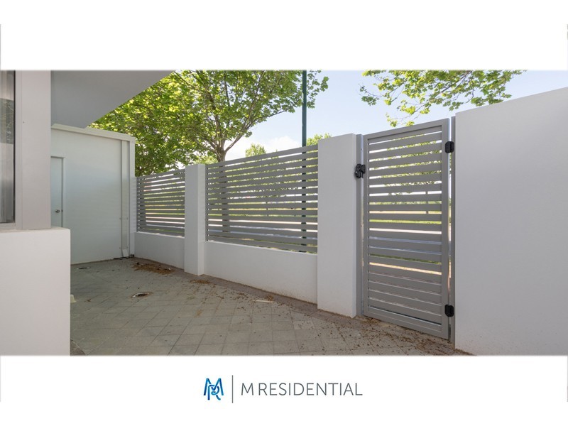 1/20 Westralia Gardens, Rockingham WA 6168