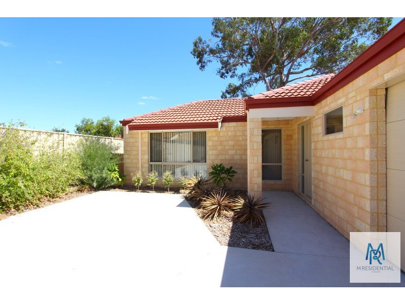 12a Northumberland Road, Forrestfield WA 6058