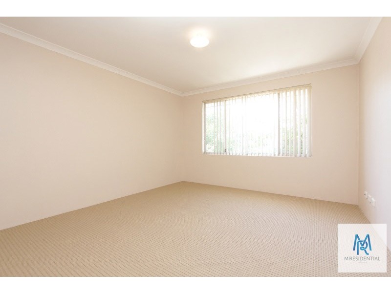 12a Northumberland Road, Forrestfield WA 6058