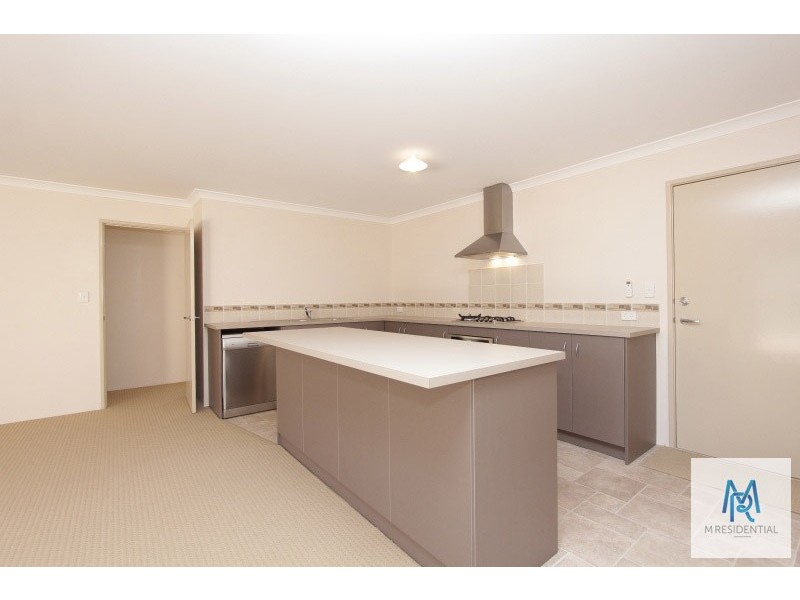 12a Northumberland Road, Forrestfield WA 6058