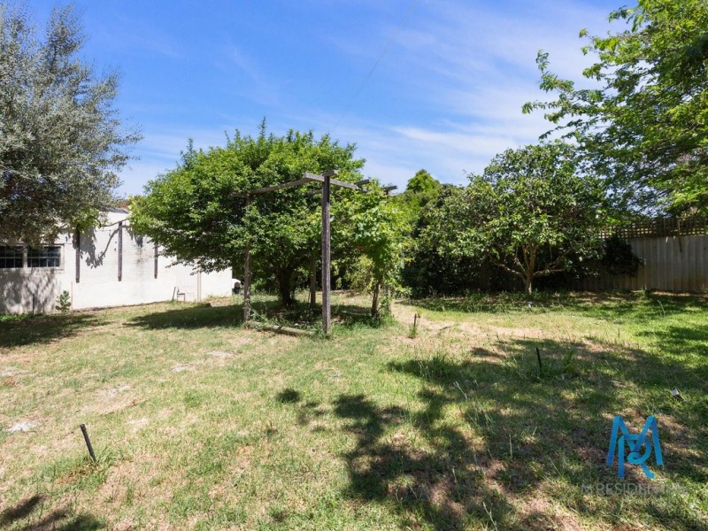 20 Bourke Street, Kensington WA 6151