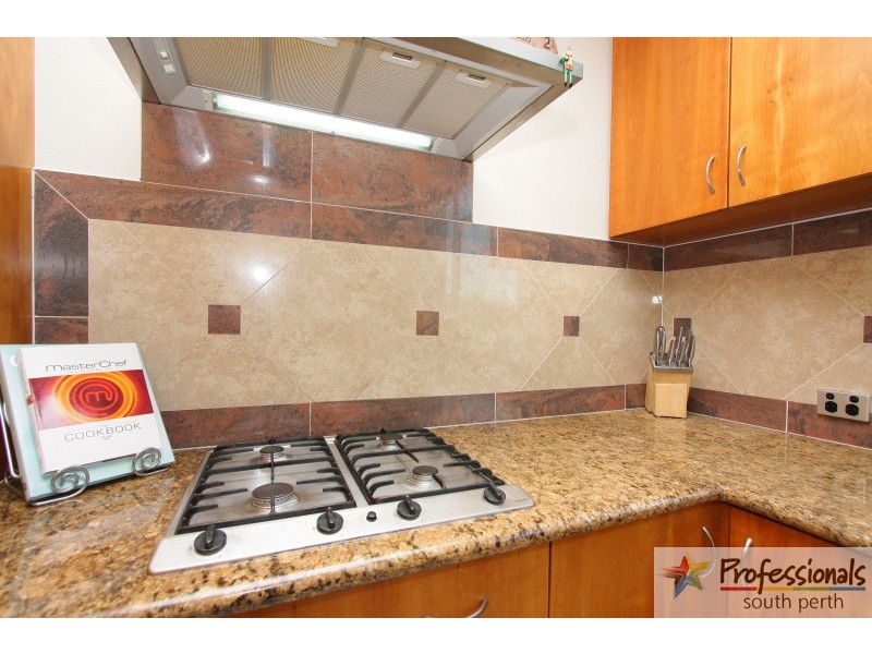 2/146 Mill Point Road, South Perth WA 6151