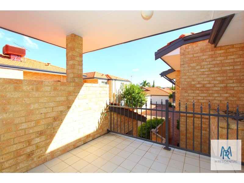 4/4 Gladstone Avenue, South Perth WA 6151