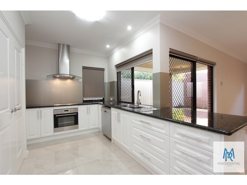 202 Bishopsgate Street, Carlisle WA 6101