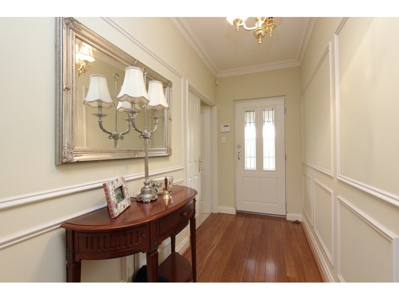 57b East Street, Guildford WA 6055