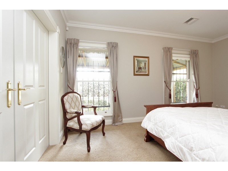 57b East Street, Guildford WA 6055