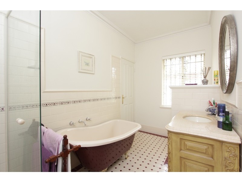 57b East Street, Guildford WA 6055