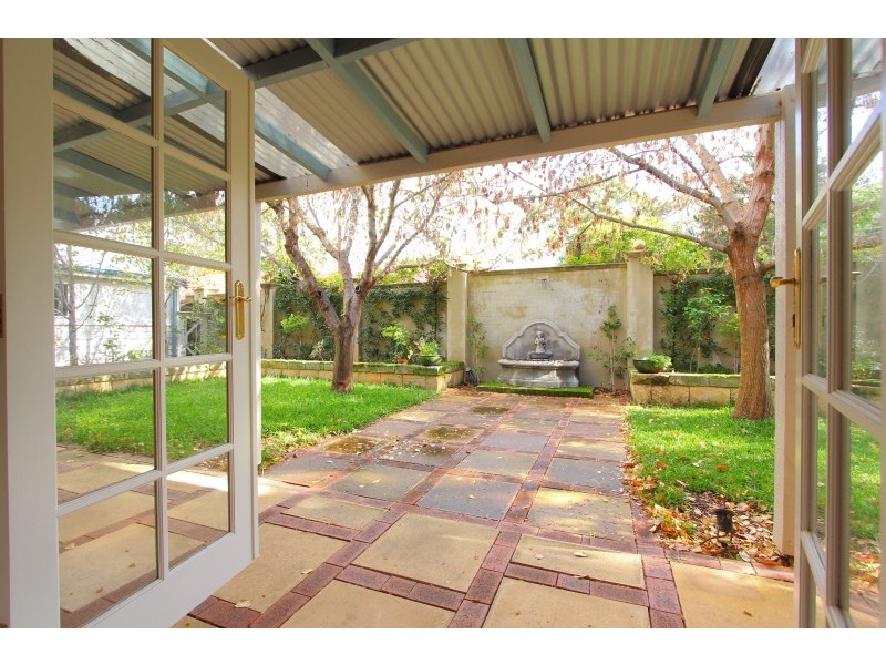 57b East Street, Guildford WA 6055