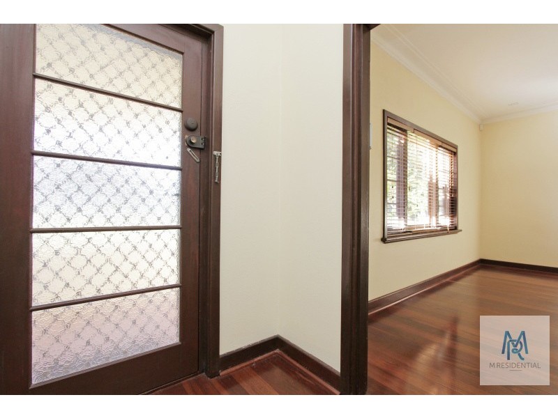 61 Birdwood Avenue, Como WA 6152