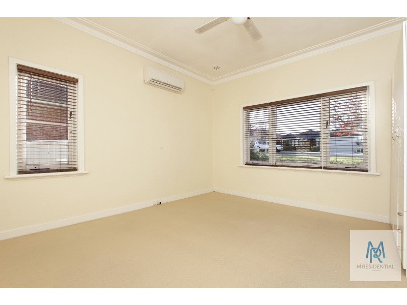 61 Birdwood Avenue, Como WA 6152