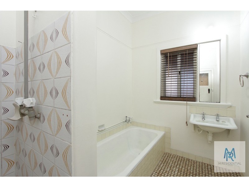 61 Birdwood Avenue, Como WA 6152