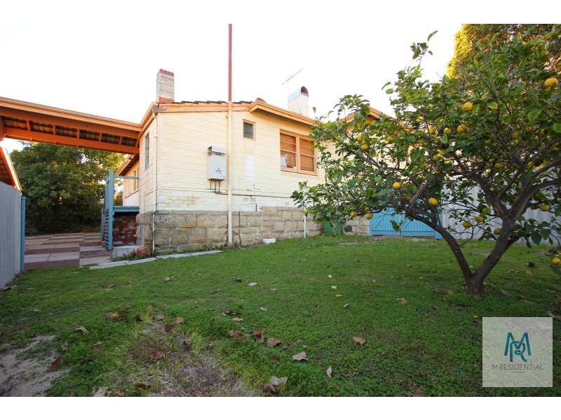 61 Birdwood Avenue, Como WA 6152