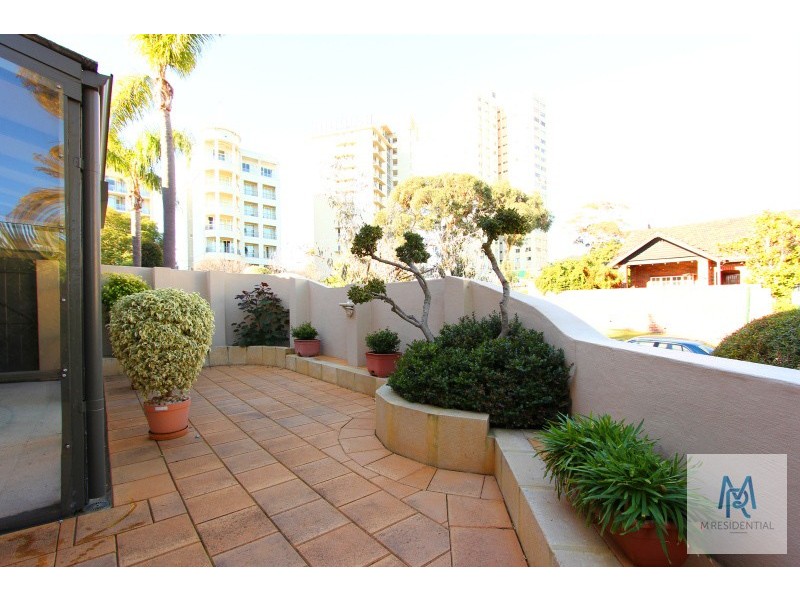 1/3 Darley Street, South Perth WA 6151