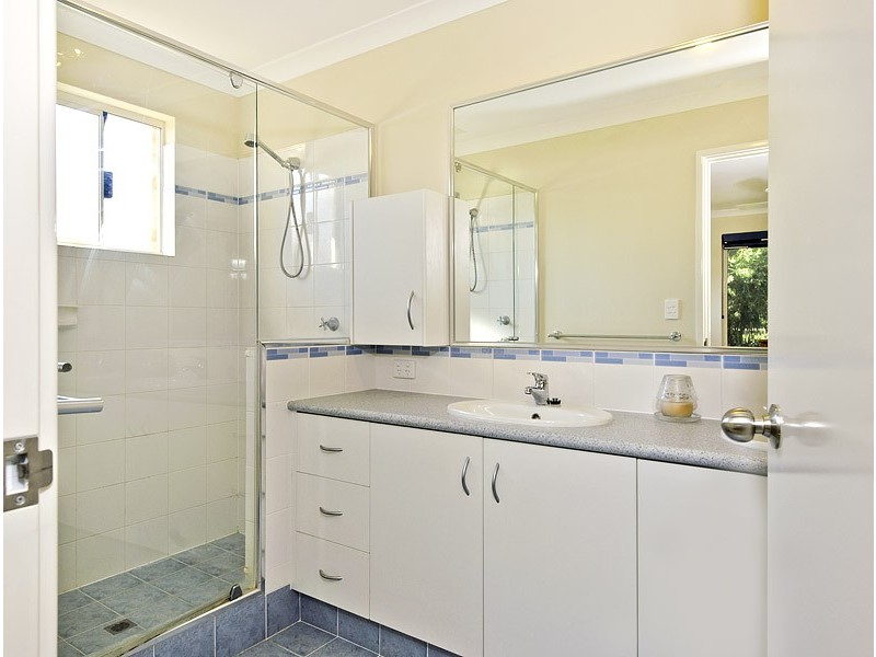 64 Bradshaw Crescent, Manning WA 6152