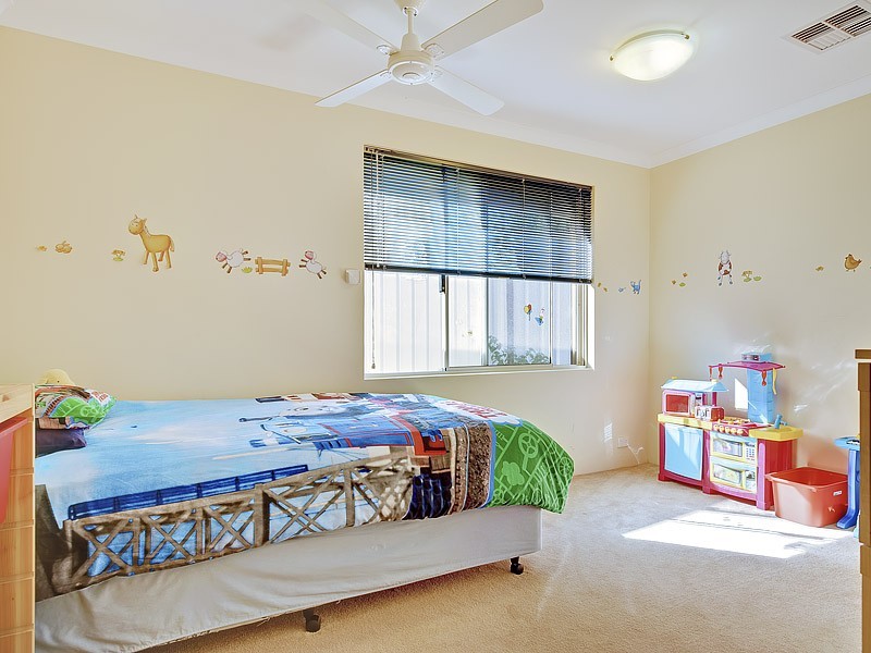 64 Bradshaw Crescent, Manning WA 6152