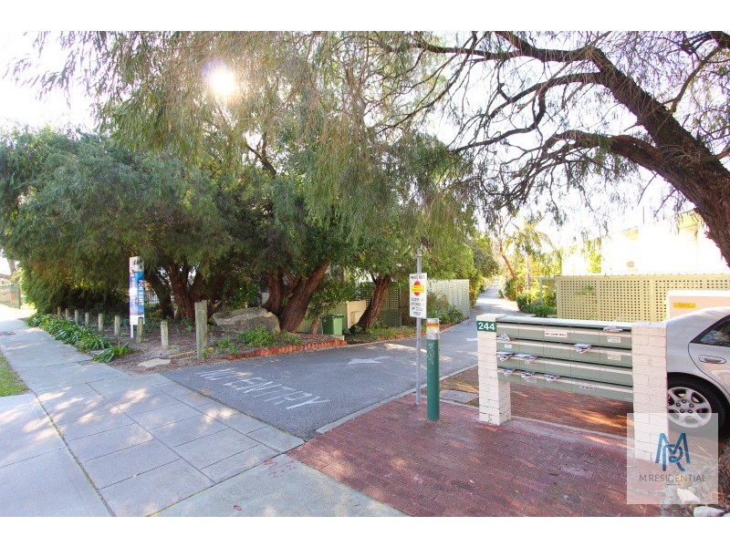 17/244 Mill Point Road, South Perth WA 6151
