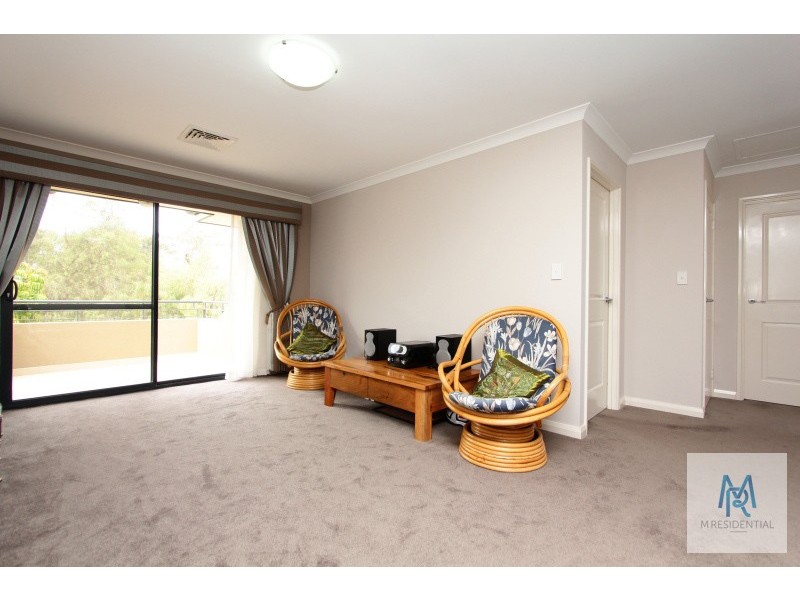 13 Omagh Grove, Waterford WA 6152