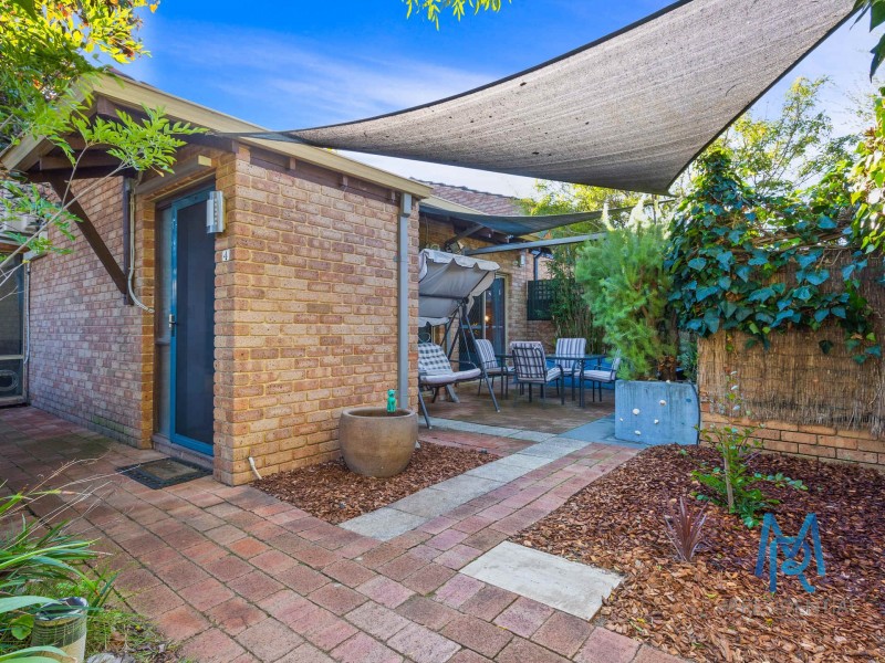 4/35 Park Street, Como WA 6152