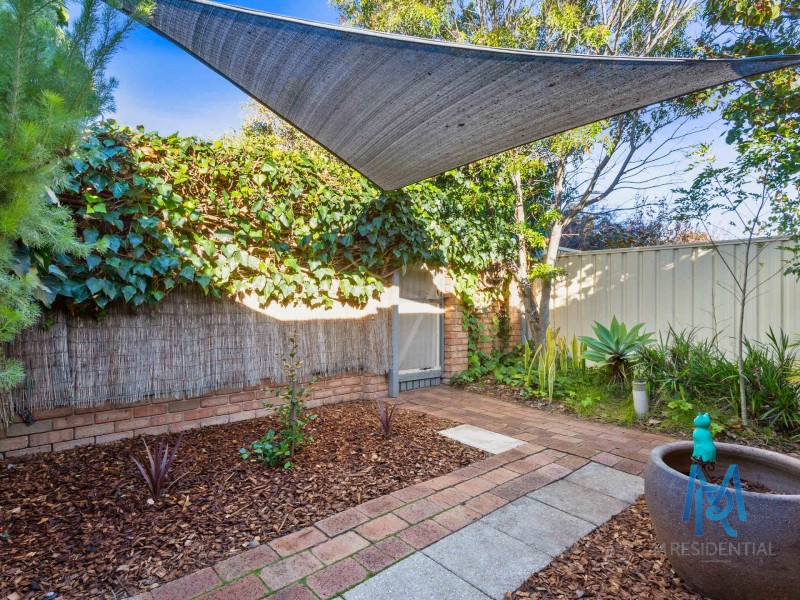 4/35 Park Street, Como WA 6152