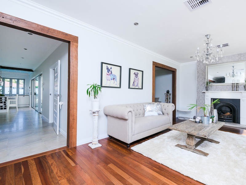 5 Rose Place, Wilson WA 6107