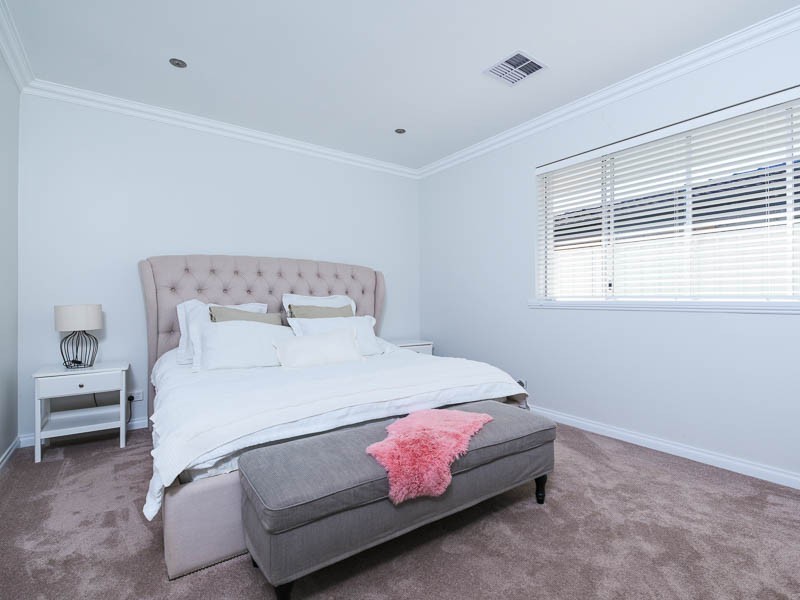 5 Rose Place, Wilson WA 6107