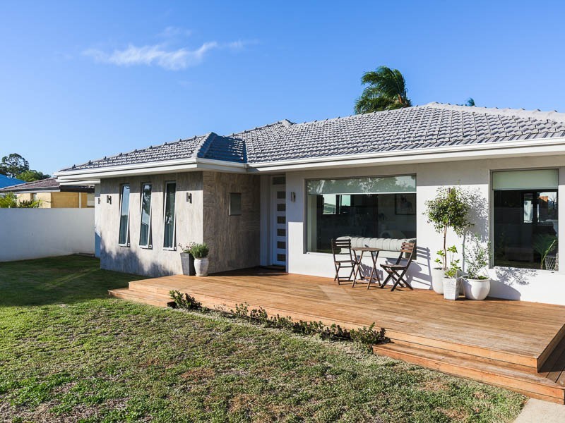 5 Rose Place, Wilson WA 6107