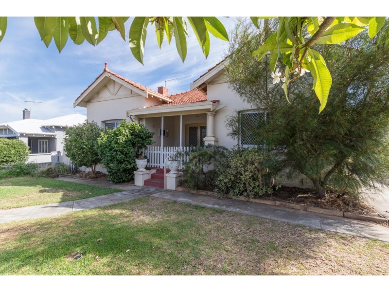 164 Marmion Street, East Fremantle WA 6158
