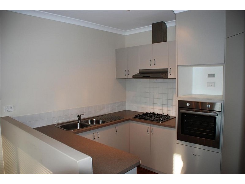1/82-84 Queen Street, Bentley WA 6102
