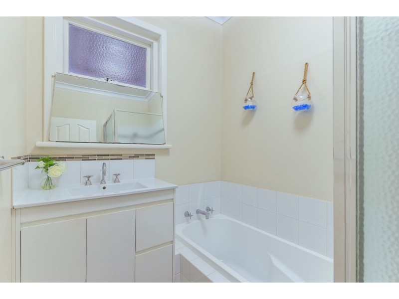 17 Marriot Street, Cannington WA 6107