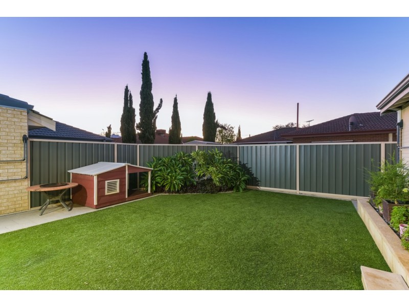 17 Marriot Street, Cannington WA 6107