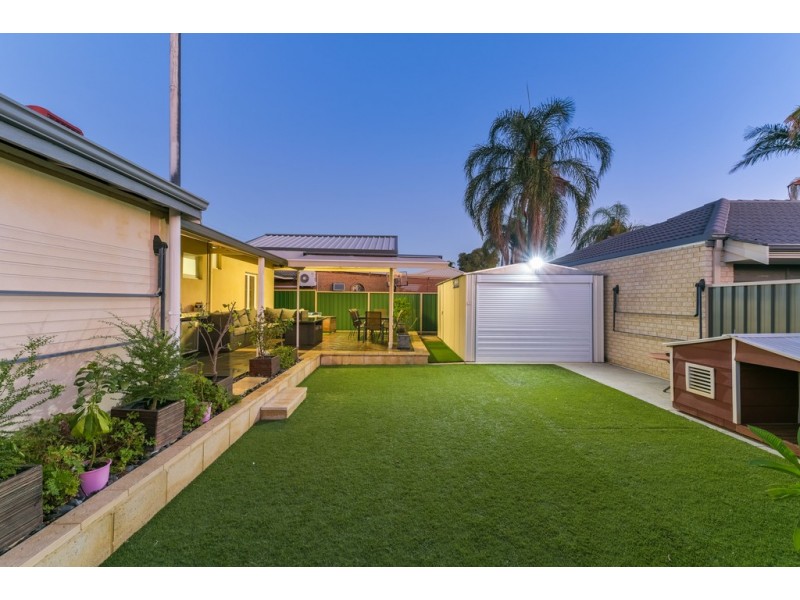 17 Marriot Street, Cannington WA 6107