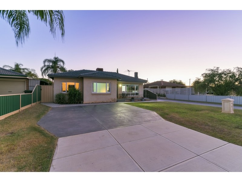 17 Marriot Street, Cannington WA 6107