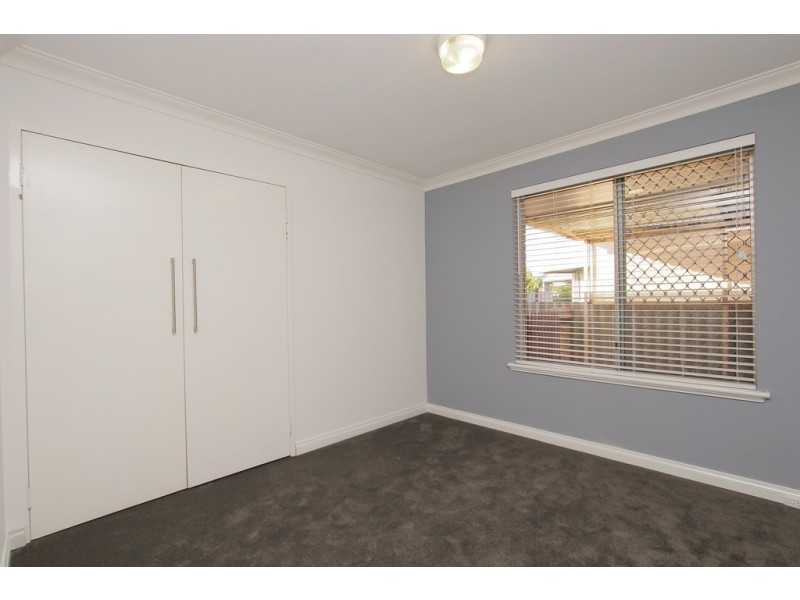 12 Eves Place, Cannington WA 6107