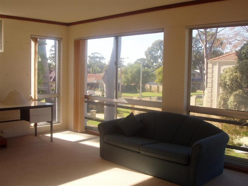 78 Stoneham Rd, Attadale WA 6156
