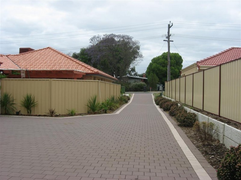 3/4 Hillcrest Road, Kewdale WA 6105
