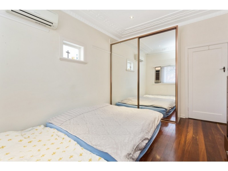 174 Hensman Street, Kensington WA 6151