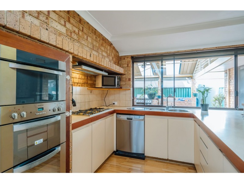 8 Tarun Court, Cannington WA 6107